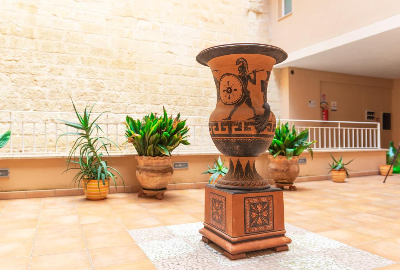 Il Cortile Delle Esperidi Lecce Exterior foto