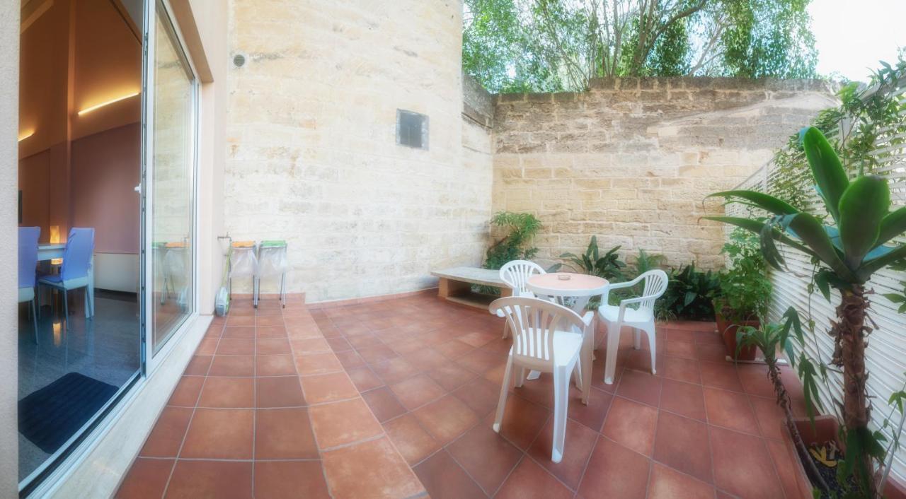 Il Cortile Delle Esperidi Lecce Exterior foto