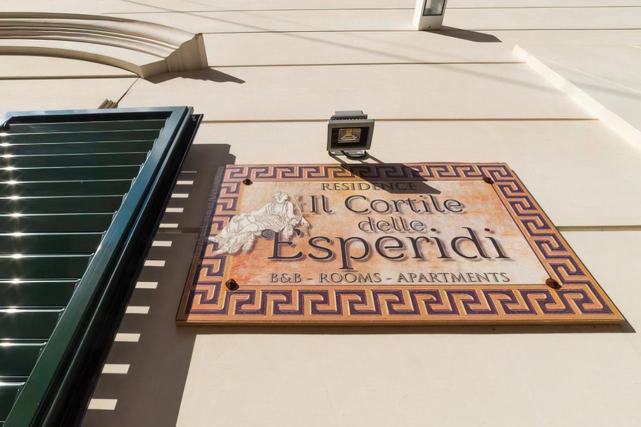 Il Cortile Delle Esperidi Lecce Exterior foto